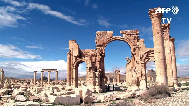 Islamic State group blows up temple in Syria's Palmyra