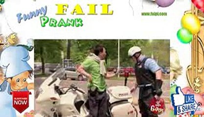 Funny Tourist and Cop Sexy Gay Kiss Prank hW7sYUcqmhk