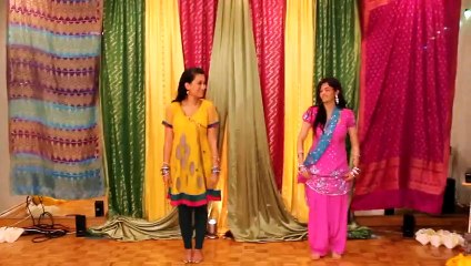 Farheen and shumila dancing in pakistani wedding