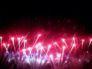 Flammende Sterne Tag 2 Philippinen Dragon Fireworks (Platz 1)