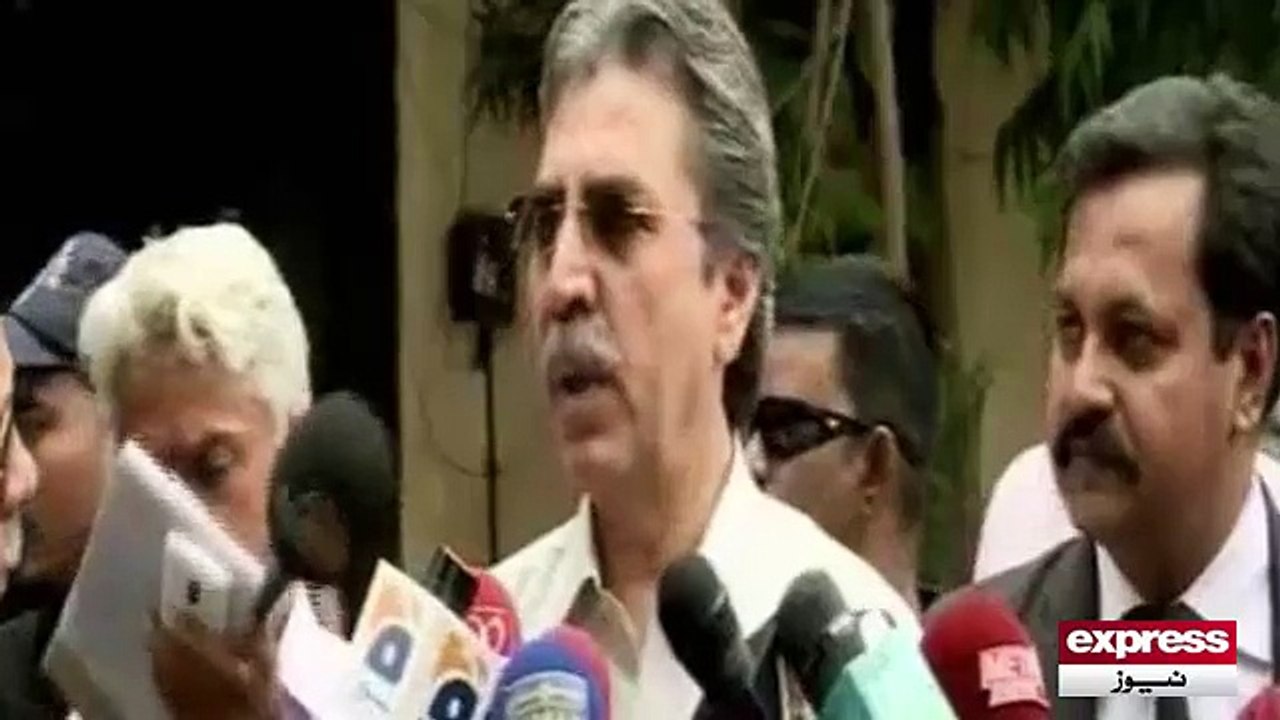 MQM Amir Khan going for HAJ