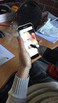 Astuce pour liker rapidement des filles sur Tinder