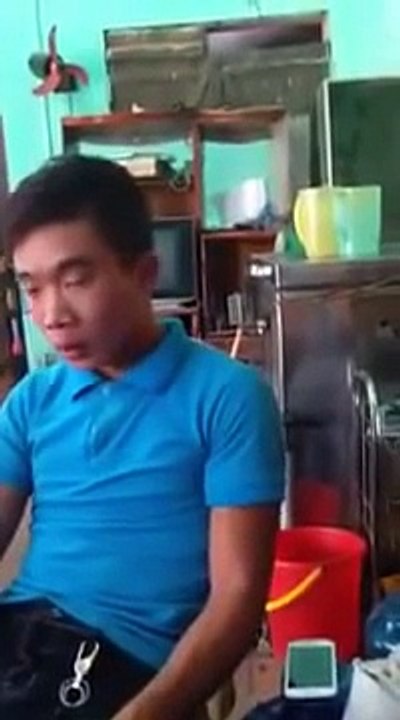 Mới quen một tháng đã sang nhà bạn gái ăn rồi chửi cả nhà người ta