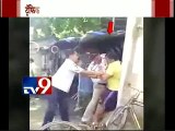 Traffic Police and Common Man Fight Viral on Social Media-TV9