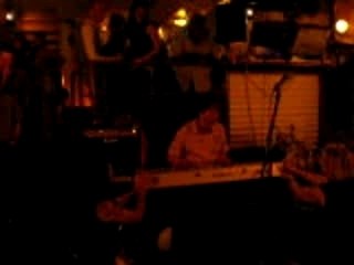 Papy Chris and the Distillers : Key to the highway