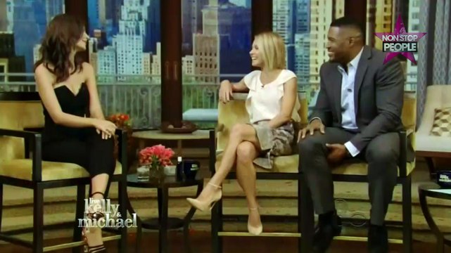 Emily Ratajkowski fière d’être sexy : J’assume mon physique