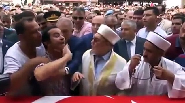 Yılın Tiyatrosu Yarbay Mehmet Alkan