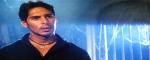 Hum Ne Tumko Dil Yeh De Diya Yeh Be Na Poucha Kon Ho Tum