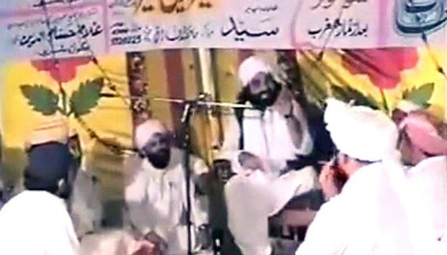 Mazar per Sajda or Qabar ko choomna Haram he biyan by Naseerudin shah Grand son of peer mehar ali shah