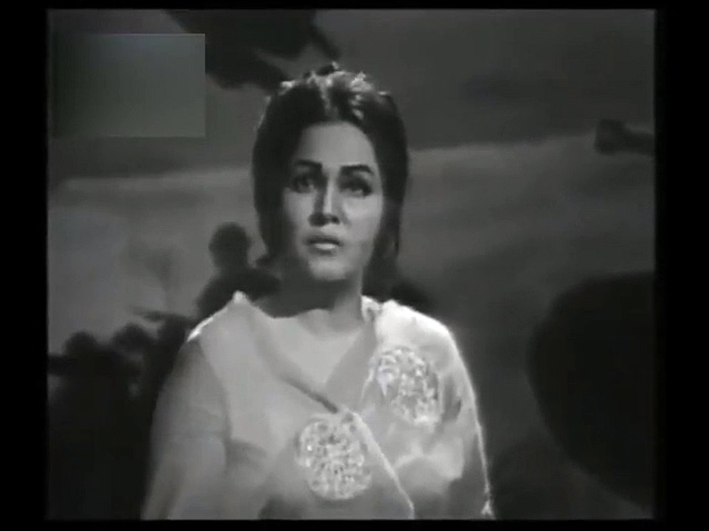 Ay Puttar Hattan Te By Madam Noor Jahan Video Dailymotion