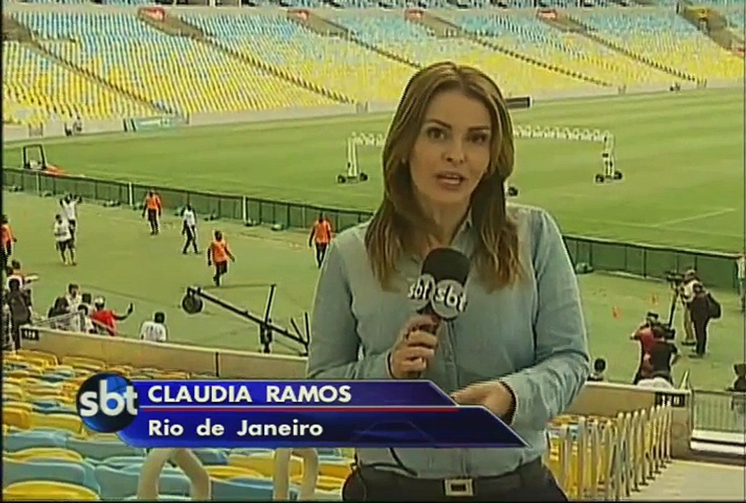 Refugiados que fazem parte de projeto da ONU conhecem o Maracanã