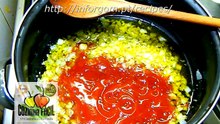 Tiras de Pota em Molho de Tomate