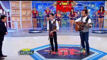 Candidato faz caricatura de ratinho