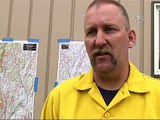 Пожарным в Вашингтоне помогают местные жители