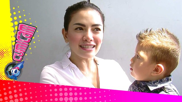 Nikita Mirzani Eksploitasi Anak - Cumicam 26 Agustus 2015