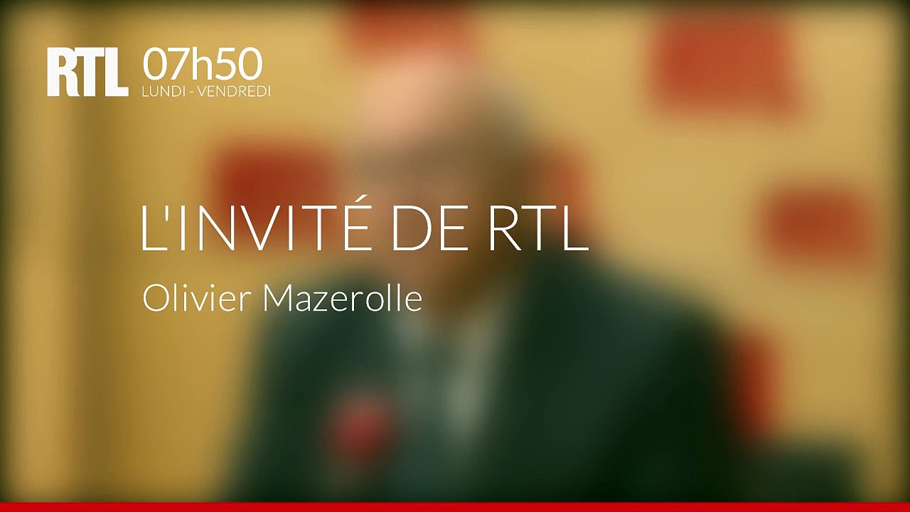 "Il n'y aura pas, me semble-t-il, de révolution" concernant les taxes sur les smartphones, selon Michel Sapin