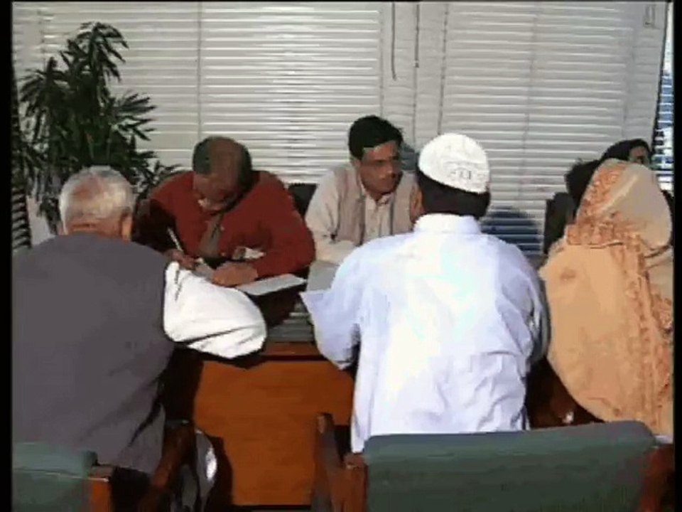 Shabbir Ibne Adil, PTV, News Report: Economic Reforms in Sindh (2002)