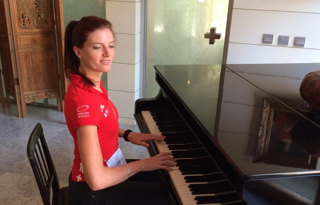 A Pékin avec Lea Sprunger | Débriefing à l’ambassade | ATHLE.ch