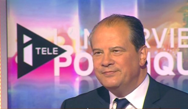 Macron, ministre du Travail ? Cambadélis estime qu’il vaut mieux ne pas le «surcharger»