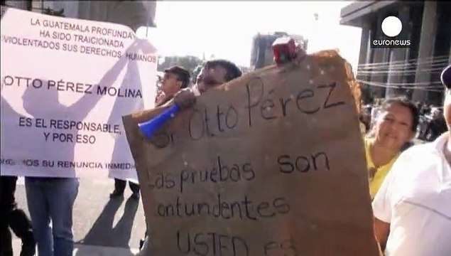 Guatemala. Corte Suprema apre via a impeachment per Pérez Molina