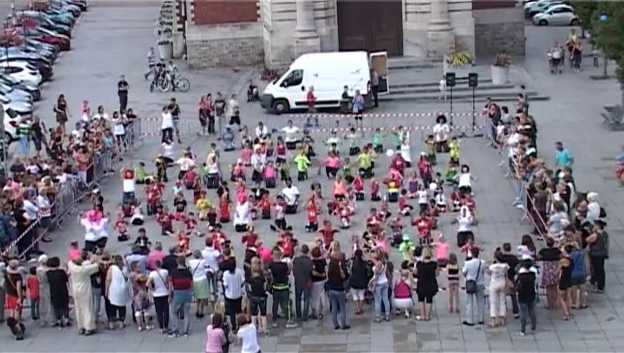Flash mob des centres de loisirs 21/08/2015