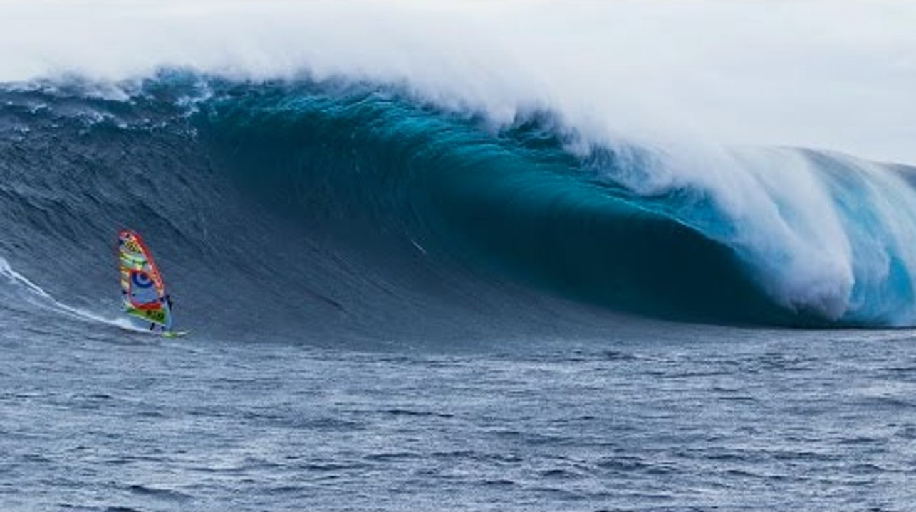 Exploit: Du windsurf sur la plus grosse vague de Tasmanie