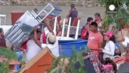 Уряд Венесуели депортує громадян Колумбії на батьківщину
