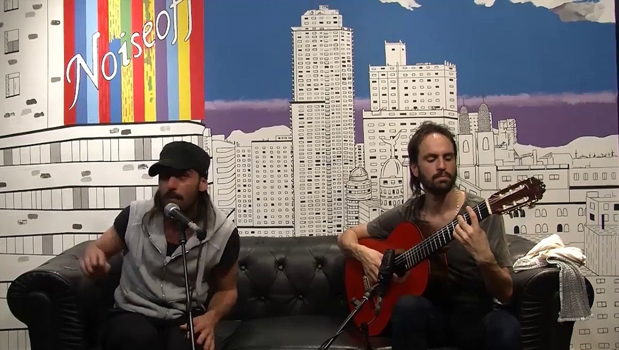 Miguel Campello - El Pájaro que vuela libre