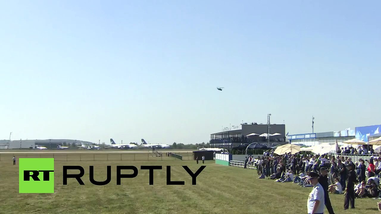 Sky is not the limit! Best moments from MAKS 2015 takeoff