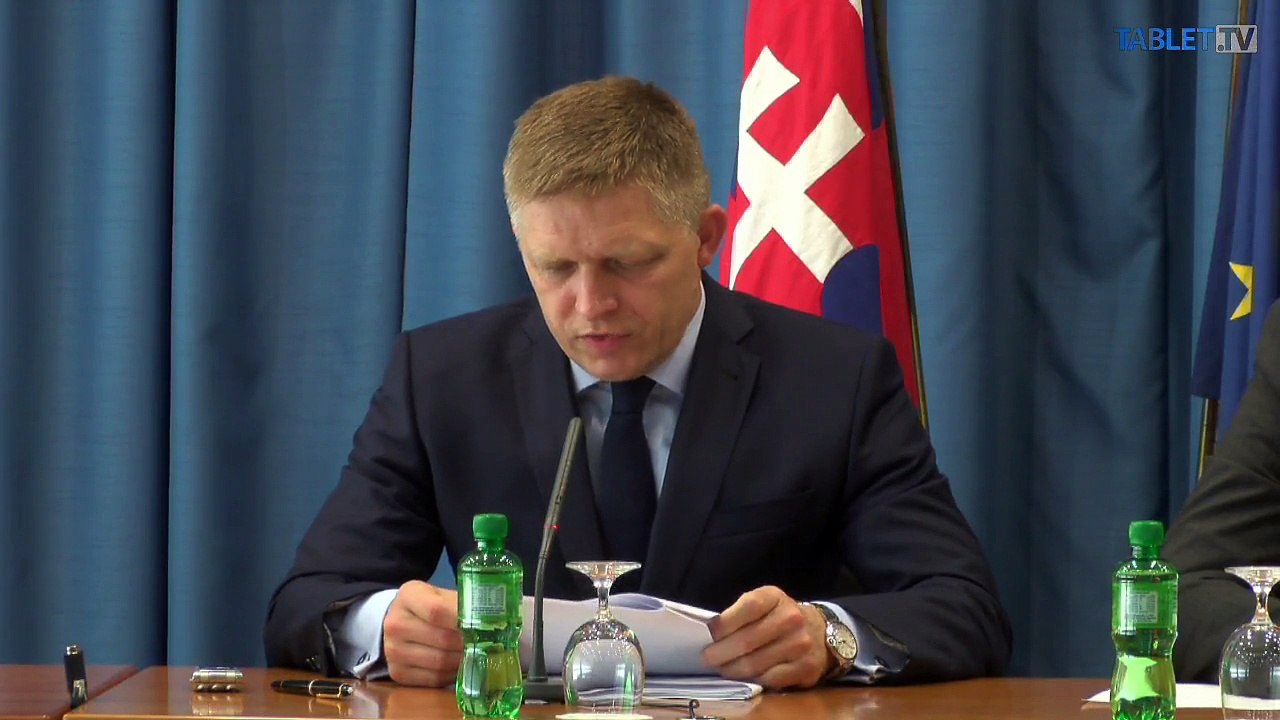 ZÁZNAM: R. Fico a P. Kažimír po skončení rokovania vlády
