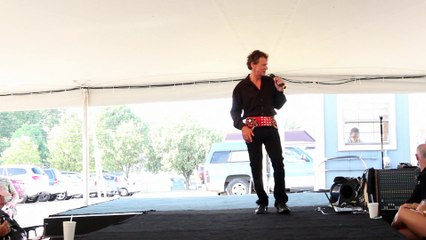 Bill Rinehart sings 'Fever' Elvis Week 2015