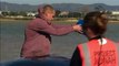 Nouvelle-Zélande : échouée sur une plage, une baleine est sauvée par des bénévoles
