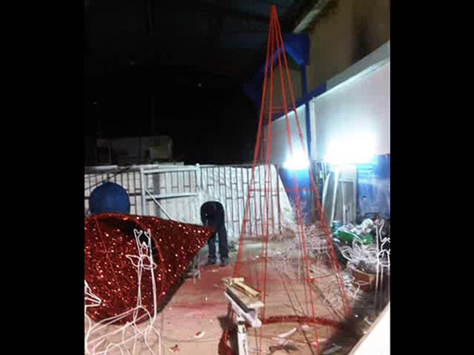 iluminacion navideña prosesos soldaduras doblajes pinturas