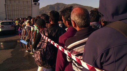 EU must intervene in migrant crisis, says Lesbos mayor