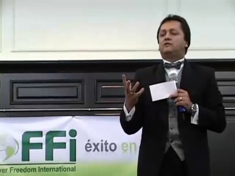 Juan Carlos y Hortensia Barrios - Convención en Medellín-2 parte