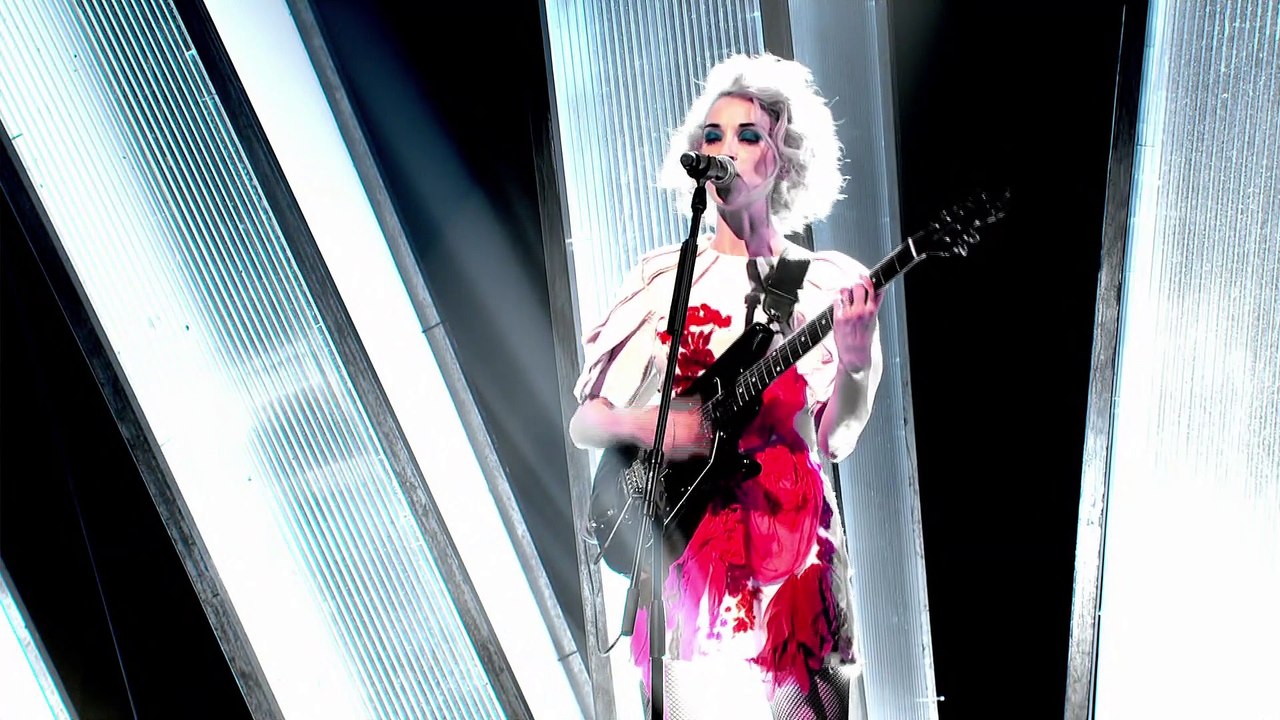 St. Vincent - Digital Witness (Jools Holland, 1st Show)