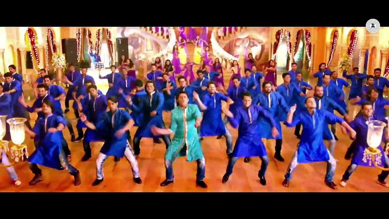 DJ Bajega To Pappu Nachega - Kis Kisko Pyaar Karoon - Kapil Sharma, Arbaaz, Eli, Manjari & Simran - HD