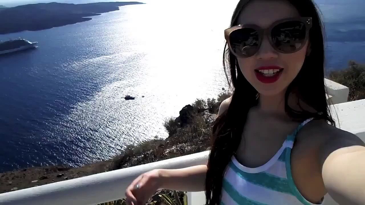 VLOGTORINI DAY 1  Hotel Room Tour, FOTD and Sunset! Tiesha