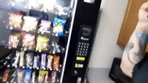 Life Hack - How to Make a Vending Machine Exchange Money