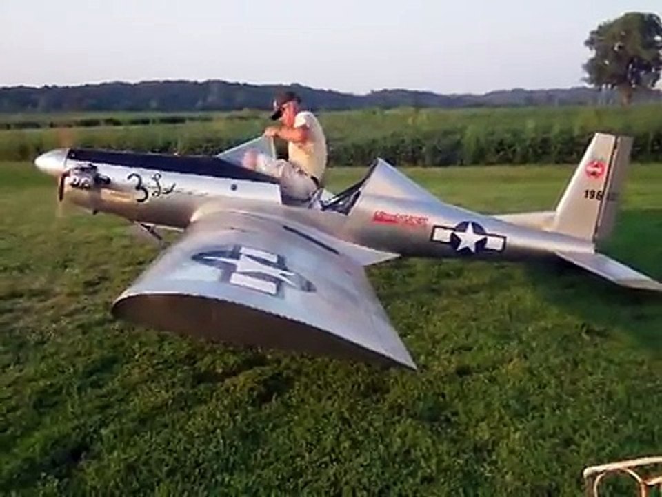 Dennis' Hummel Ultra Cruiser