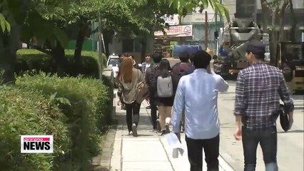Number of university students in Korea drops for first time
