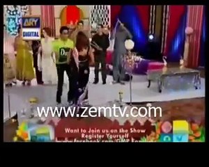 Pakistani Model Sexy Mathira Crossing her Limits of Vulgarity Eid  in Show