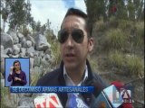 Encuentran armamento militar en terreno baldío, en Riobamba