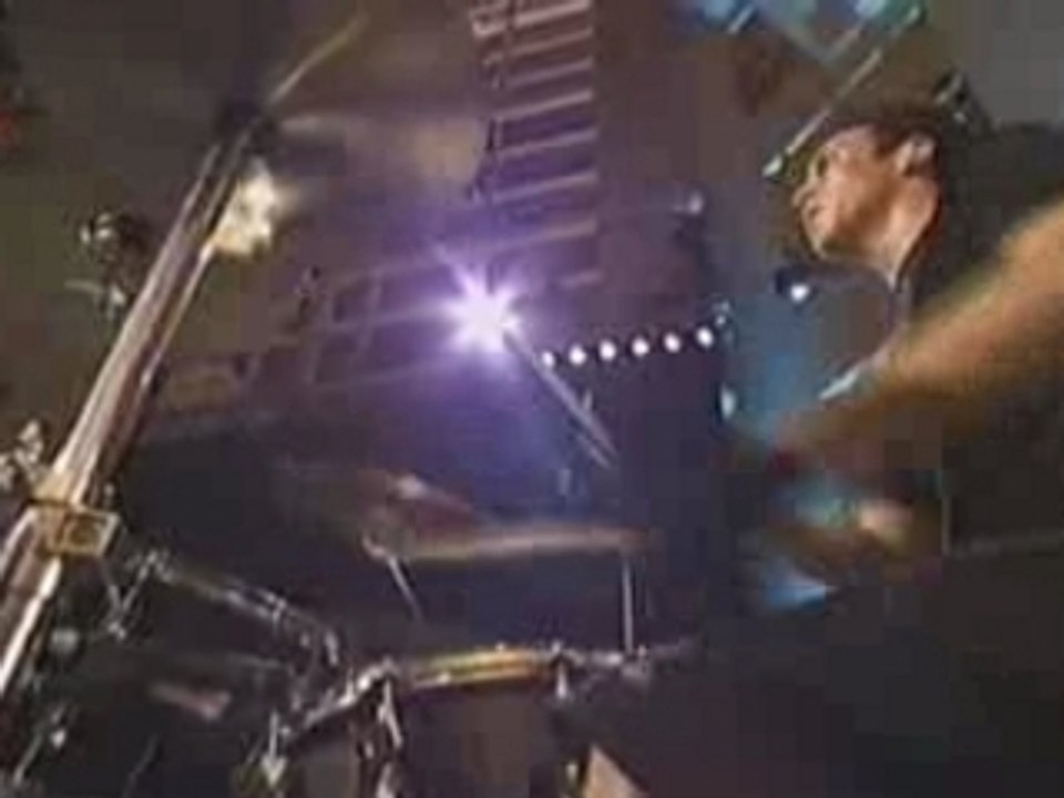 Sum 41 - Makes No Differences