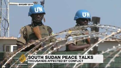 South Sudanese President Salva Kiir signs peace deal