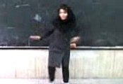 dancing hip hop in iranian school.3gp