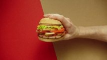 Burger King   McDonald's =  ‘McWhopper’. Le mix parfait entre le whopper et le Big Mac