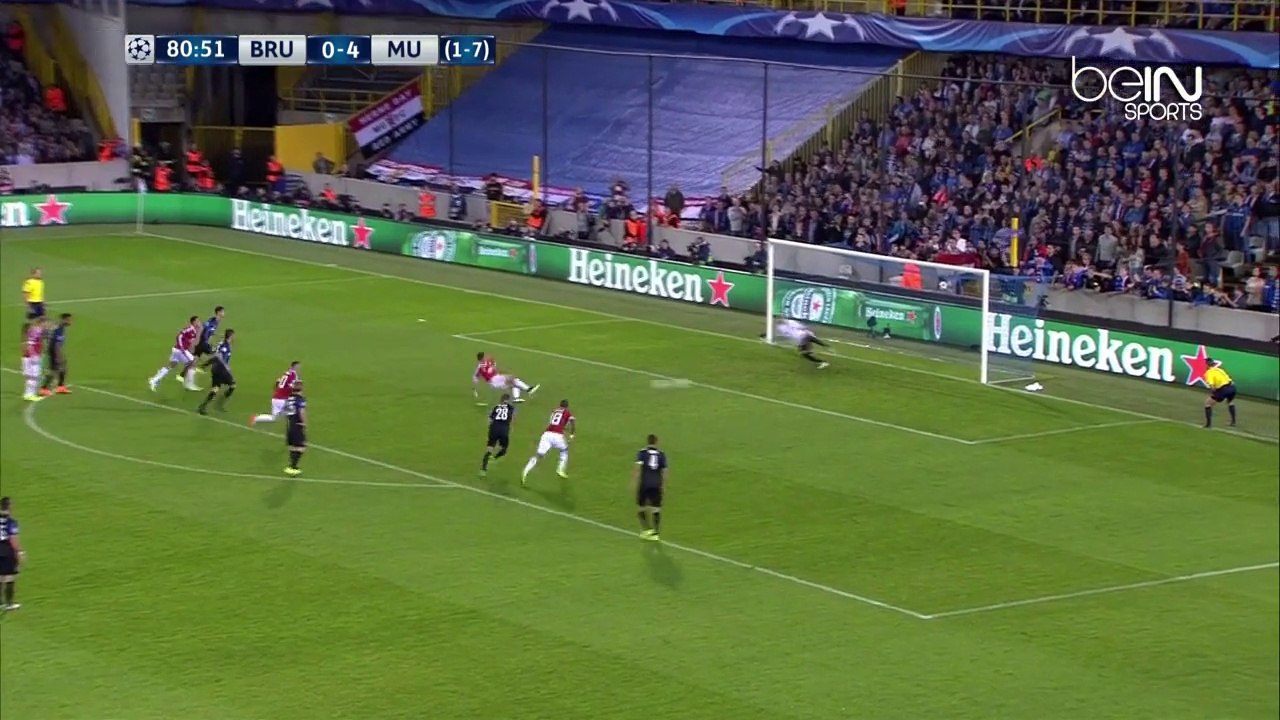 Bruges VS Manchester United - Regard de Louis Van Gaal