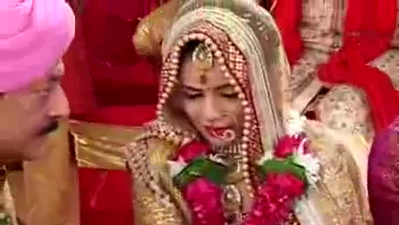 Tahpki ki Shaadi mein aaya twist Bihaan aaya sehra baandh kar - 27 august 2015 - Thapki Pyaar Ki