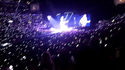 Taylor Swift en duo avec Phoebe Buffay